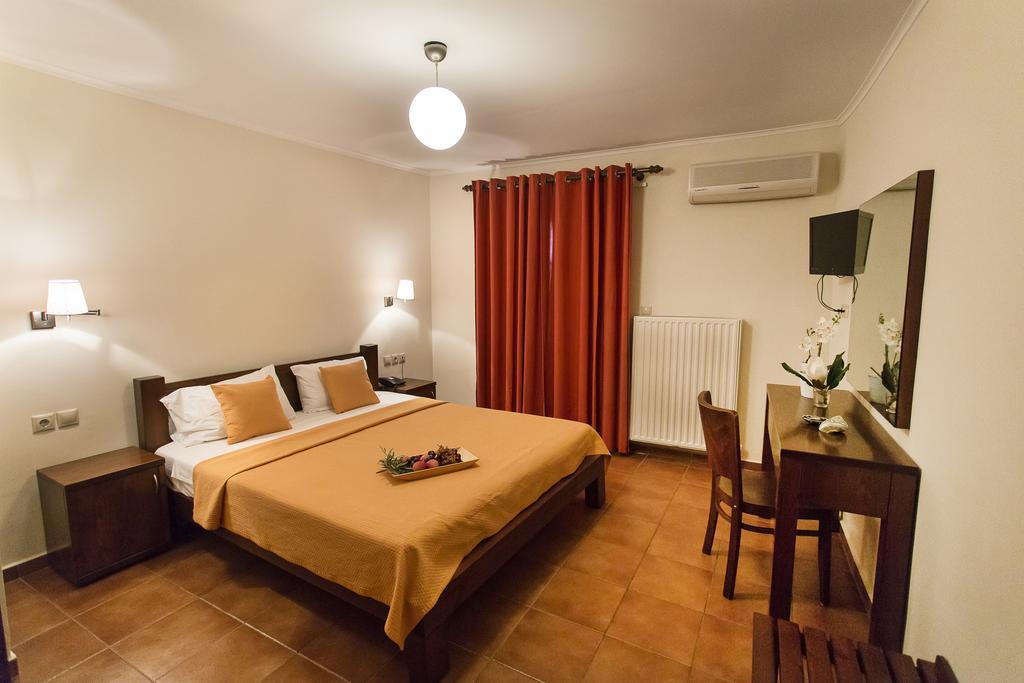 Hotel Morfeas プラタモナス エクステリア 写真
