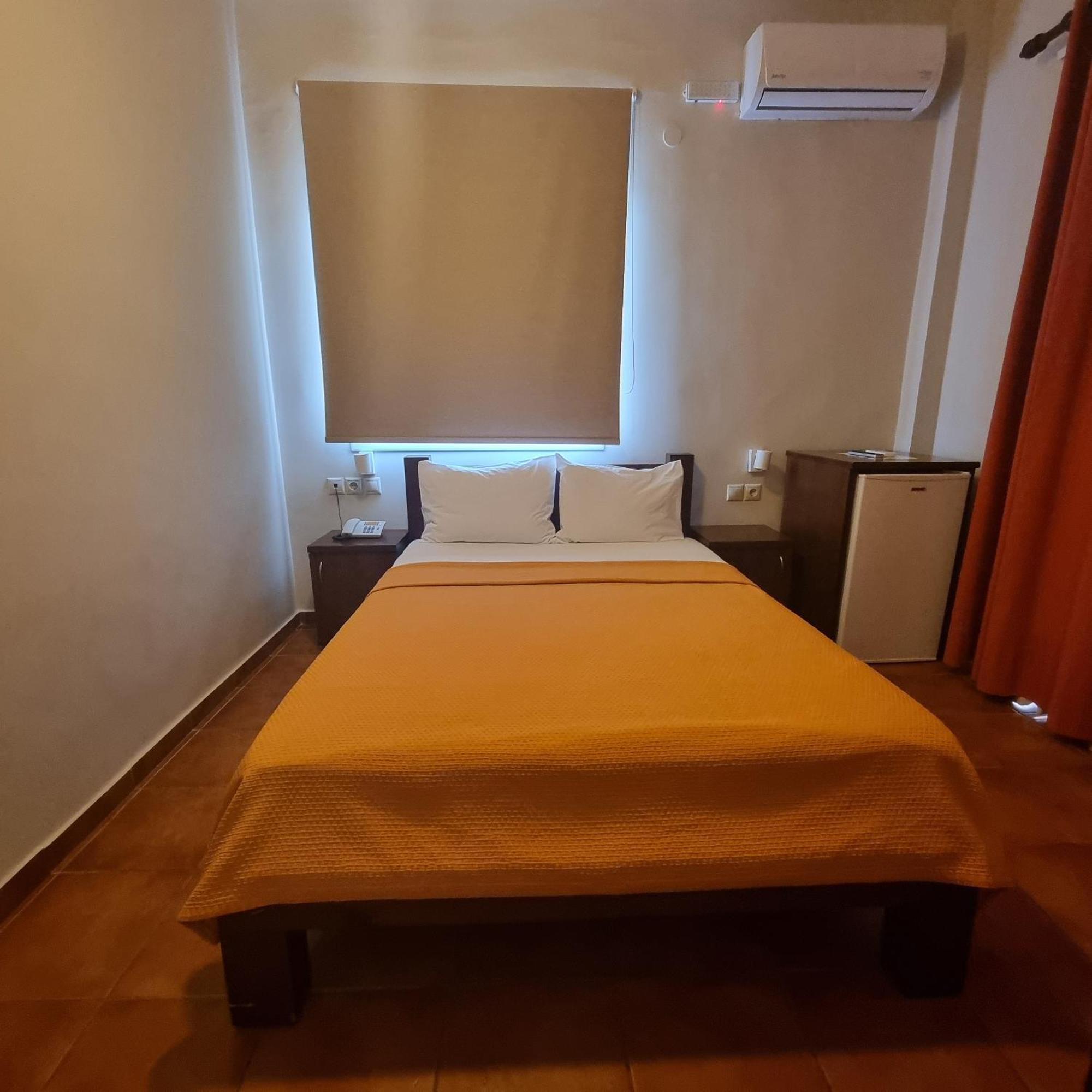 Hotel Morfeas プラタモナス エクステリア 写真
